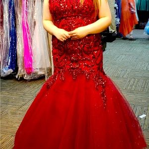Wine red-ish Prom dress, good quality, covered in rhinestones